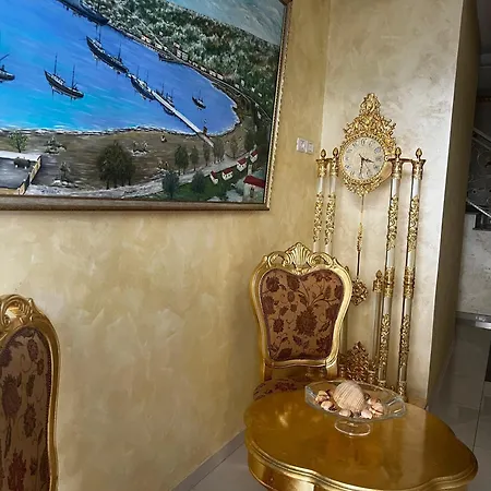Vitoria Hotel 3*