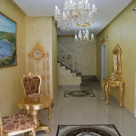 Vitoria Otel