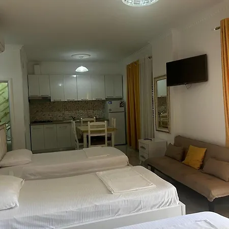 Otel Vitoria Shëngjin